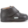 Bota repujada piel velcro