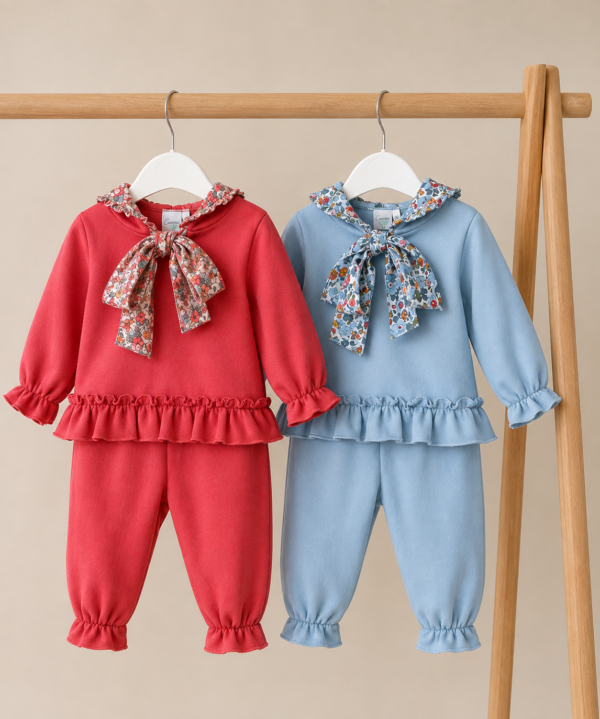 Conjunto deportivo cuento de otoño celeste
